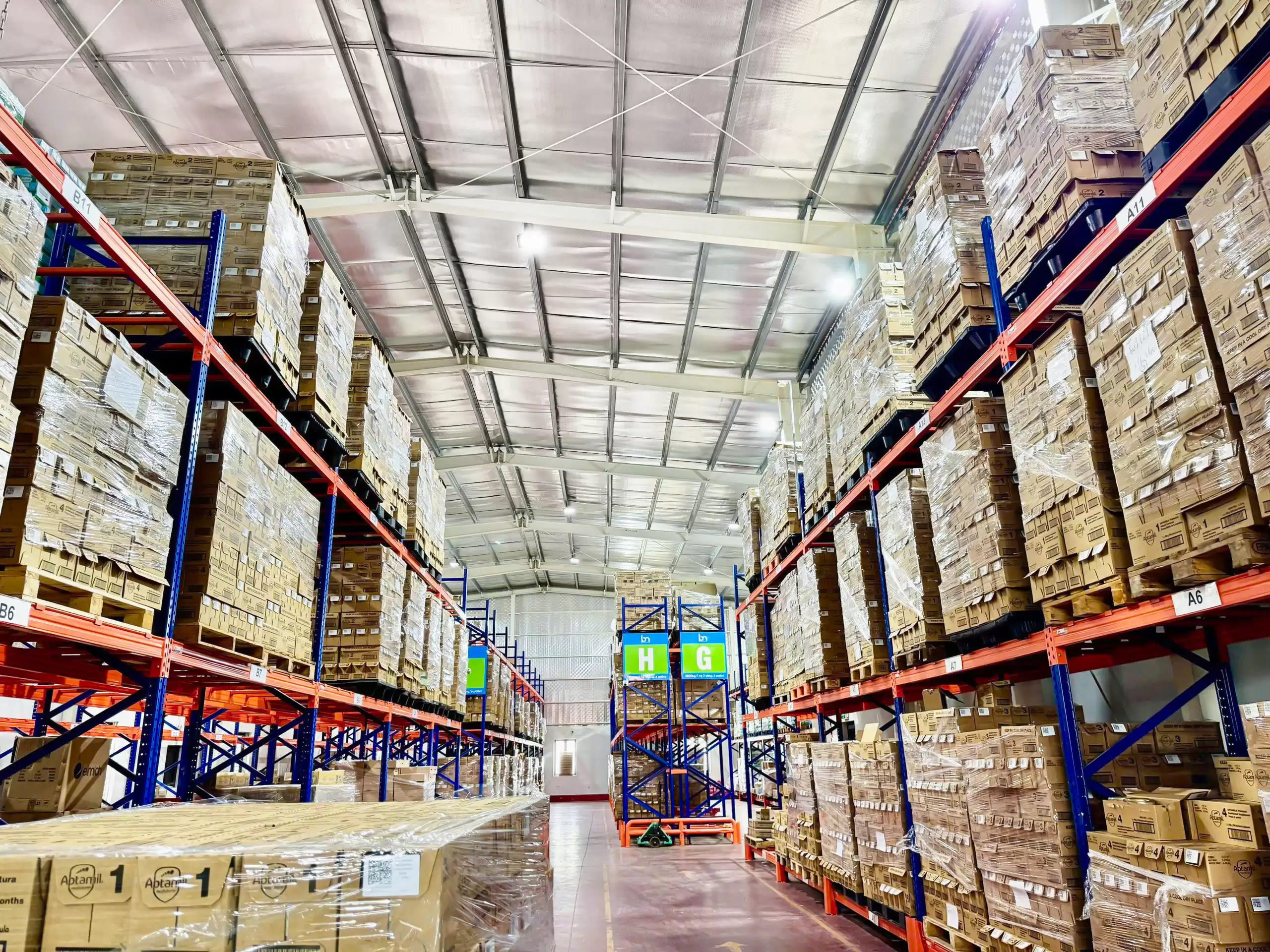 Hệ thống kho lưu trữ sản phẩm